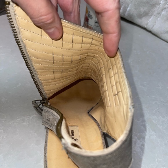 EUC Paul Green Cayanne Peep Toe High Heel Booties - Picture 9 of 11